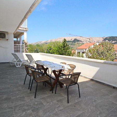 Rose 3 Apartment Baska  Ngoại thất bức ảnh